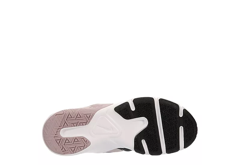 Nike Womens Legend Essential Training Shoe - Black 7 Nike Womens Legend Essential Training Shoe - Black - Image 7